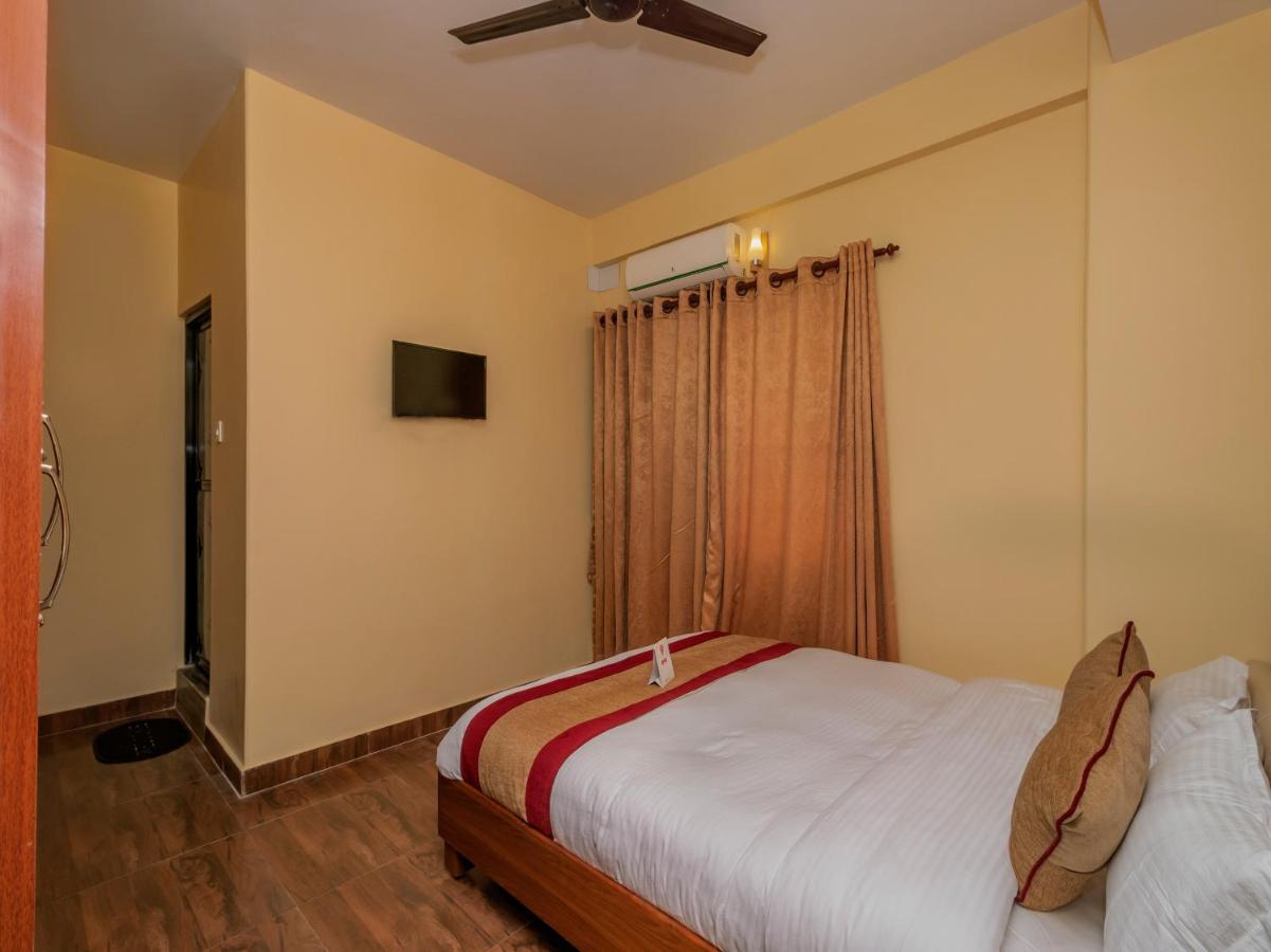Oyo 253 Hotel Pinnacle Pokhara Exterior foto